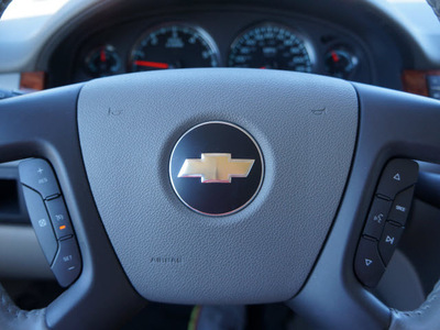 chevrolet suburban 2008 black suv lt flex fuel 8 cylinders 2 wheel drive 4 speed automatic 76206