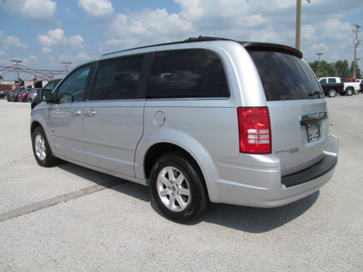 chrysler town country 2008 van touring gasoline 6 cylinders front wheel drive automatic 45840