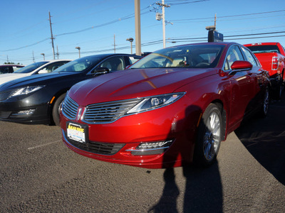 lincoln mkz 2014 red sedan gasoline 6 cylinders front wheel drive not specified 08902