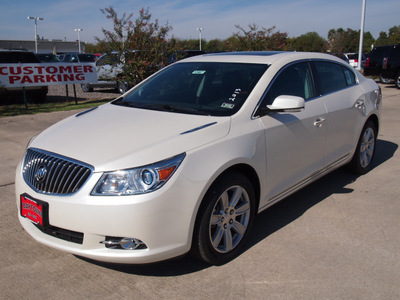 buick lacrosse 2013 wht dimnd tricteb sedan premium 2 gasoline 6 cylinders front wheel drive automatic 77521