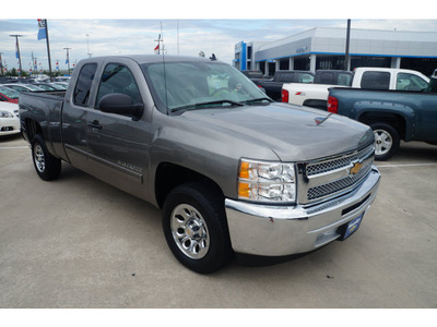 chevrolet silverado 1500 2013 gray pickup truck ls flex fuel 8 cylinders 2 wheel drive automatic 77090