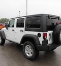 jeep wrangler unlimited 2014 white suv sport gasoline 6 cylinders 4 wheel drive automatic 44024