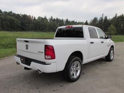 ram 1500 2014 white express gasoline 8 cylinders 4 wheel drive automatic 44024