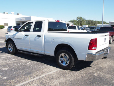 ram 1500 2012 white pickup truck st gasoline 8 cylinders 2 wheel drive automatic 78016