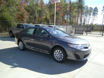 toyota camry 2012 gray sedan le gasoline 4 cylinders front wheel drive automatic 75569