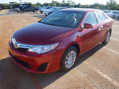toyota camry 2014 red sedan le gasoline 4 cylinders front wheel drive automatic 76053
