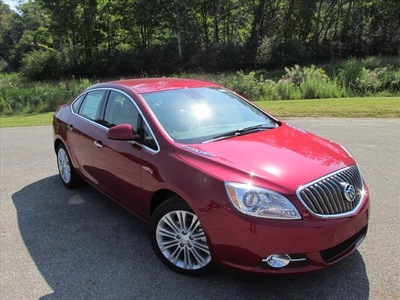 buick verano 2013 red sedan gasoline 4 cylinders front wheel drive automatic 44024