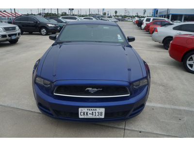 ford mustang 2013 blue coupe v6 gasoline 6 cylinders rear wheel drive automatic 77090