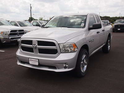 ram 1500 2014 silver pickup truck express gasoline 8 cylinders 2 wheel drive 6 speed automatic 76520