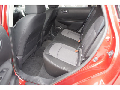 nissan rogue 2013 red sv 4 cylinders automatic 78520
