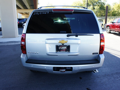 chevrolet tahoe 2014 silver suv lt flex fuel 8 cylinders 4 wheel drive automatic 76051