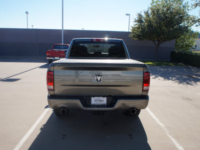 dodge ram 1500 2012 dk  gray gasoline 8 cylinders 2 wheel drive automatic 76108