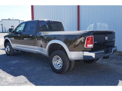 ram 3500 2013 gold laramie 6 cylinders automatic with overdrive 77864