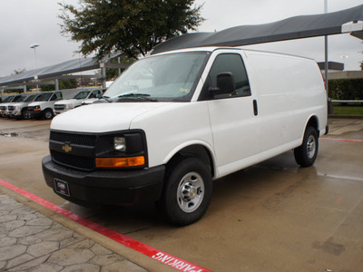 chevrolet express cargo 2014 white van 2500 flex fuel 8 cylinders rear wheel drive automatic 76051