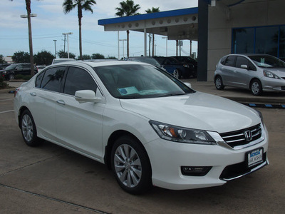 honda accord 2014 white sedan gasoline 6 cylinders front wheel drive 6 speed automatic 77566