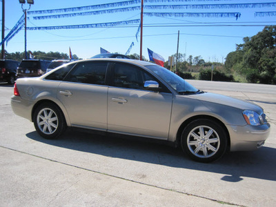 ford five hundred 2007 off white sedan limited gasoline 6 cylinders front wheel drive automatic 77379