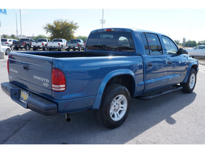 dodge dakota 2004 blue pickup truck sxt gasoline 6 cylinders rear wheel drive automatic 78224