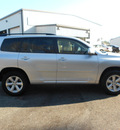 toyota highlander 2010 silver suv gasoline 4 cylinders front wheel drive automatic 75672