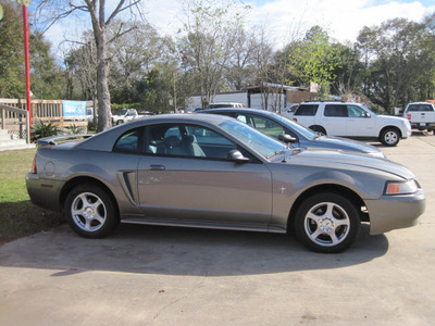 ford mustang 2002 dk  gray coupe gasoline 6 cylinders rear wheel drive automatic 77379