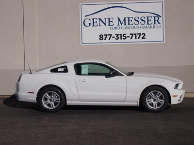 ford mustang 2014 white coupe v6 gasoline 6 cylinders rear wheel drive automatic 79407