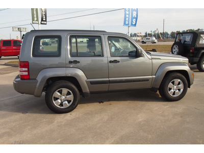 jeep liberty 2012 gray suv gasoline 6 cylinders 2 wheel drive automatic 77375