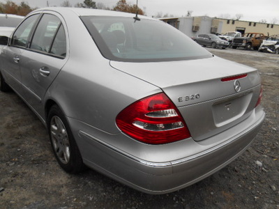 mercedes benz e320