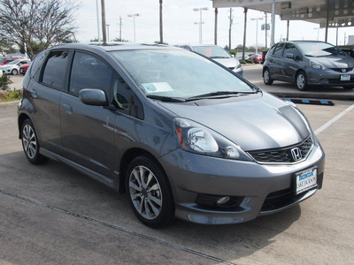 honda fit 2013 dk  gray hatchback sport gasoline 4 cylinders front wheel drive shiftable automatic 77566