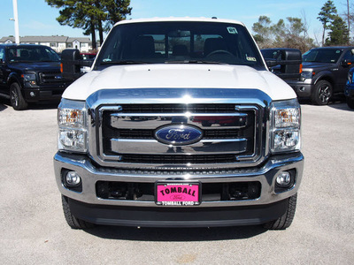 ford f 250 super duty 2014 off white lariat biodiesel 8 cylinders 4 wheel drive automatic 77375