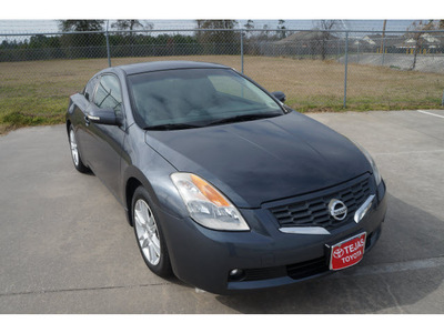 nissan altima 2008 gray coupe 3 5 se 6 cylinders automatic 77587