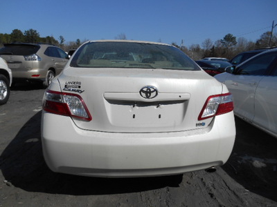 toyota camry hybrid