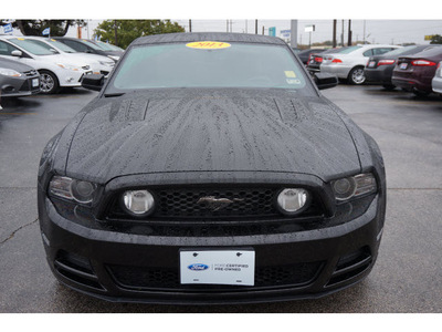 ford mustang 2013 coupe gt 8 cylinders not specified 78214