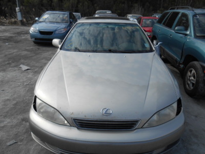 lexus es 300