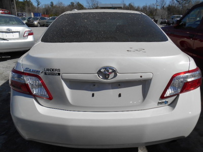 toyota camry hybrid