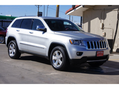 jeep grand cherokee 2013 silver suv limited gasoline 6 cylinders 4 wheel drive automatic 79110