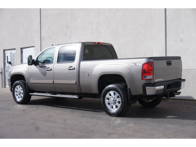 gmc sierra 2500hd 2013 dk  gray slt gasoline 8 cylinders 4 wheel drive automatic 79407