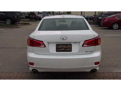 lexus is 250 2011 white sedan 6 cylinders automatic 77546