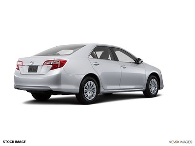 toyota camry 2014 sedan le 4 cylinders 6 speed automatic 76053