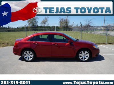 chrysler 200 2013 red sedan lx 4 cylinders automatic 77587