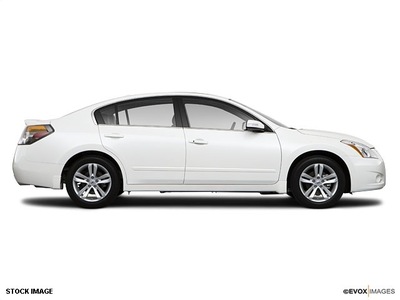 nissan altima 2010 sedan 6 cylinders cvt 77074