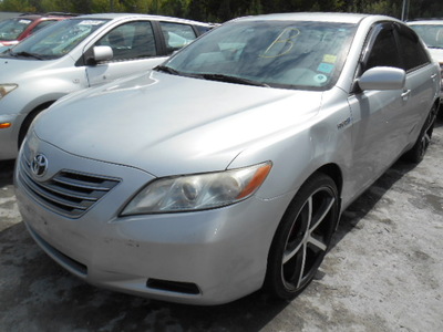 toyota camry hybrid