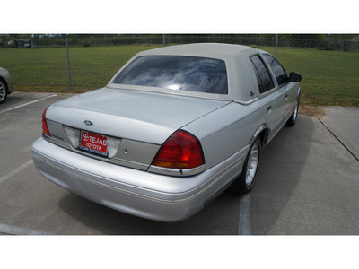 ford crown victoria 2001 silver sedan lx 8 cylinders automatic 77587