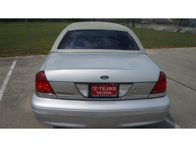 ford crown victoria 2001 silver sedan lx 8 cylinders automatic 77587
