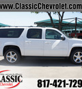 chevrolet suburban 2014 white suv lt 1500 8 cylinders automatic 76051