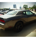 dodge challenger 2014 gray coupe r t gasoline 8 cylinders rear wheel drive automatic 77375