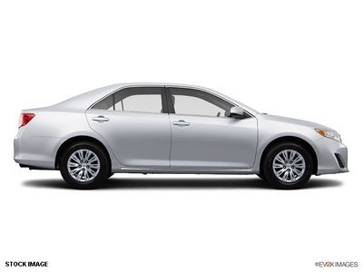 toyota camry 2014 sedan le 4 cylinders 6 speed automatic 76053