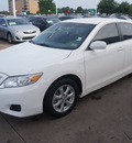 toyota camry 2011 white sedan le v6 gasoline 6 cylinders front wheel drive automatic 76053