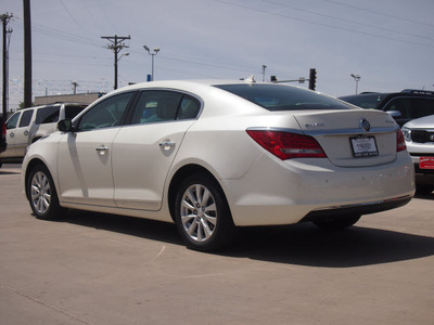 buick lacrosse 2014 off white sedan gasoline 4 cylinders front wheel drive automatic 79110