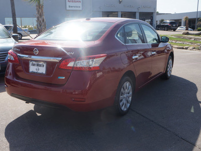 nissan sentra 2014 dk  red sedan sv gasoline 4 cylinders front wheel drive automatic 76116