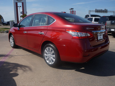 nissan sentra 2014 dk  red sedan sv gasoline 4 cylinders front wheel drive automatic 76116