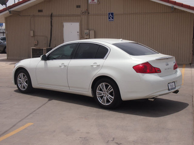 infiniti g37 sedan 2012 white sedan x gasoline 6 cylinders all whee drive automatic 79110